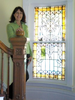 107093_565427_judi-window